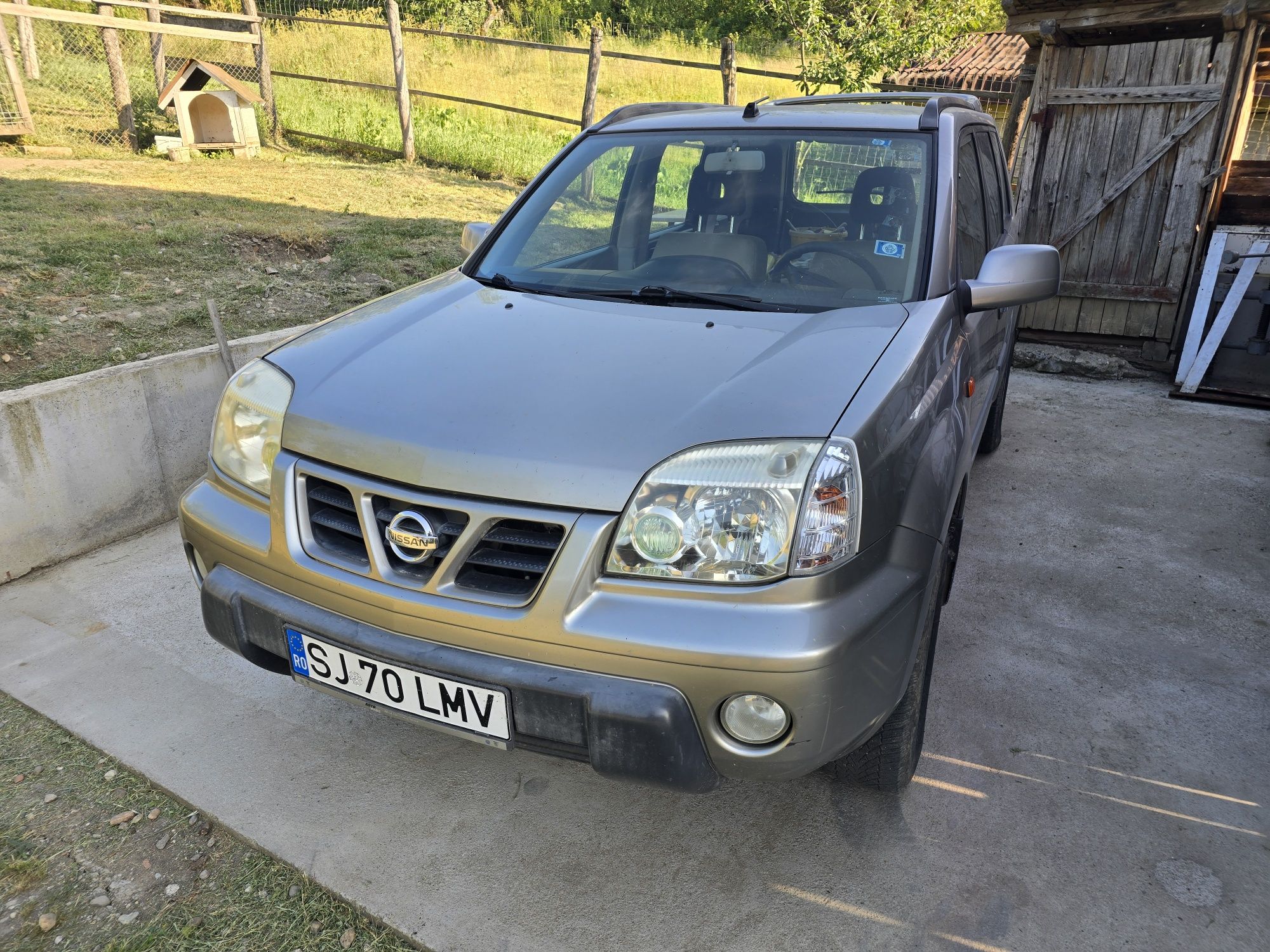 Vand Nissan X-trail 2004