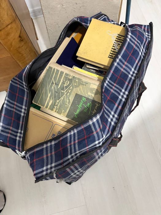 Отдадим книги в хорошие руки