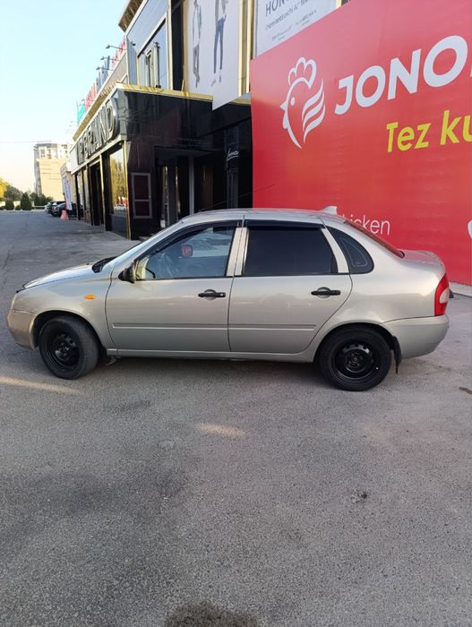 Продается лада калина.
