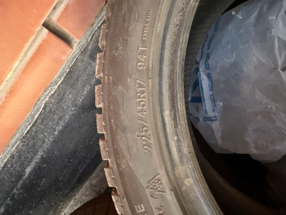 Продам зимние шины