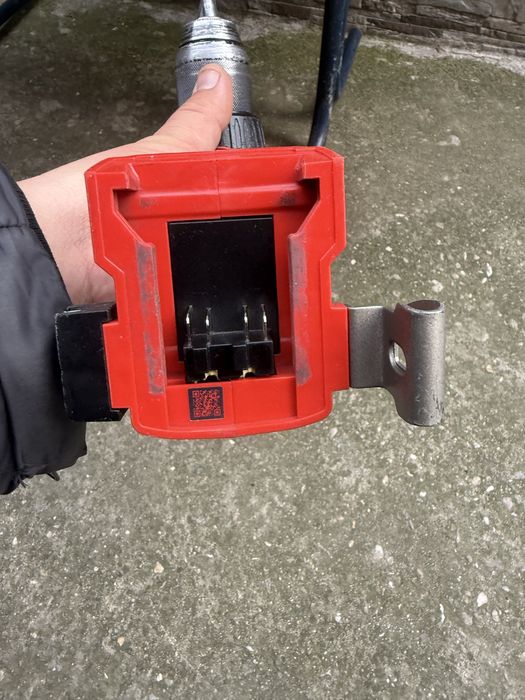 Акумулаторен винтоверт Milwaukee