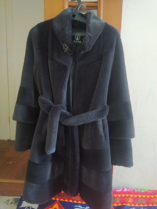 Шуба под пояс из ЭКО норки