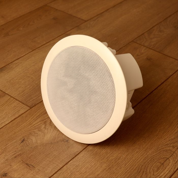 Потолочные Bluetooth-колонки – ваш дом зазвучит стильно и современно