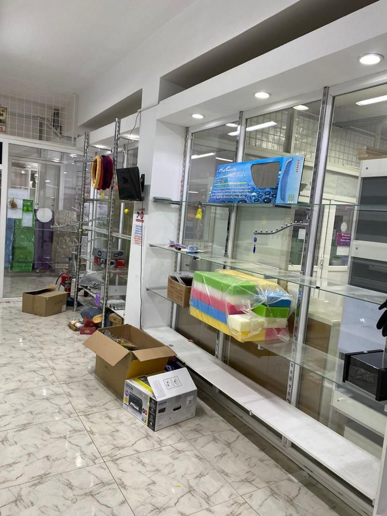 Дайын тұрған мебель сапасы өте жоғары  ұзындығы 9 метр