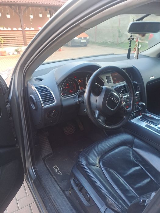 vand audi q7 an 2009