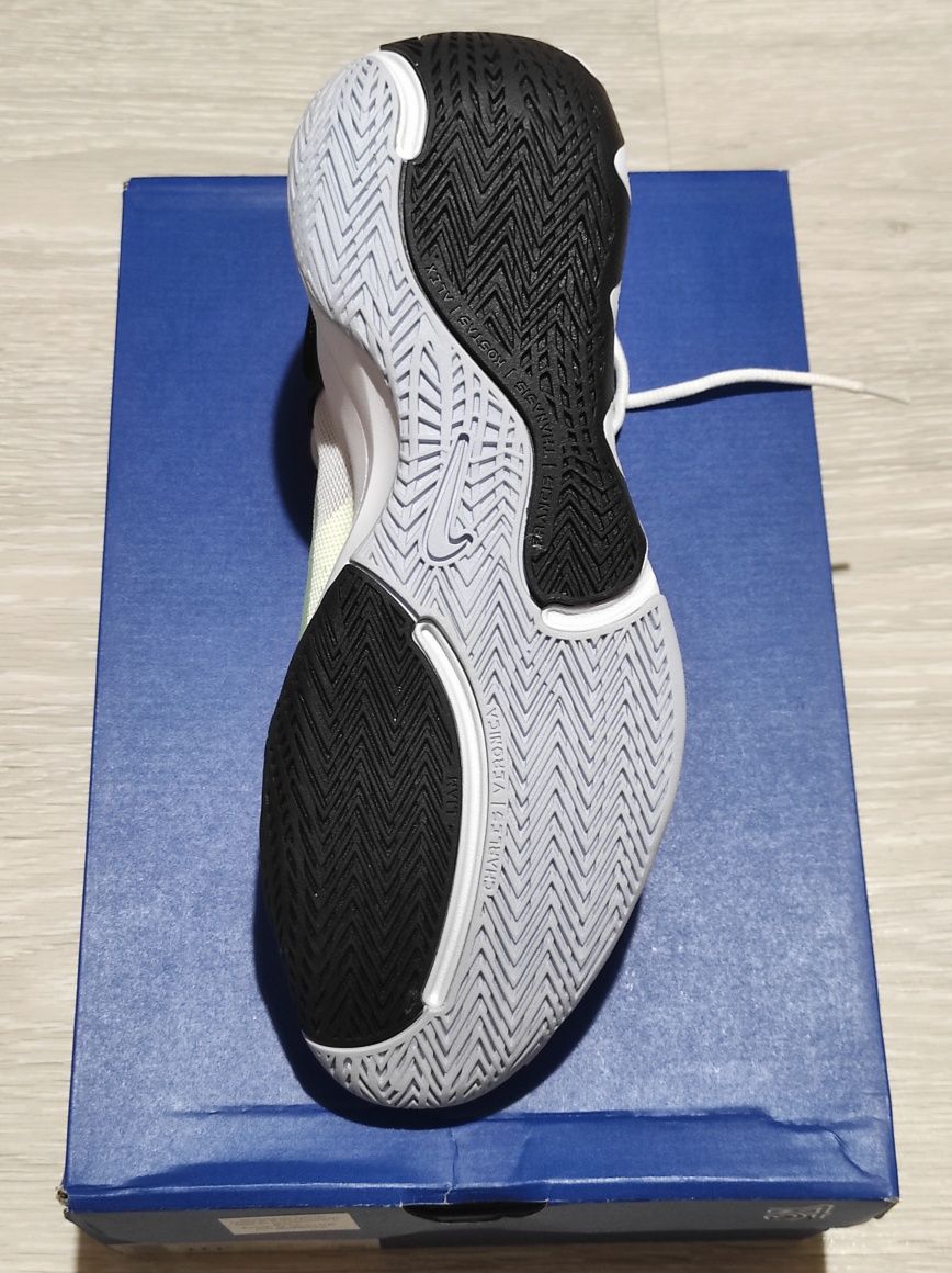 Adidas sport barbati Nike Giannis Immortality 2    44.5