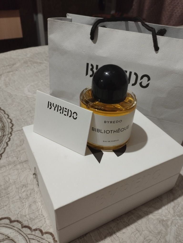 Продам парфюмерия Byredo Biblotheque (унисекс)