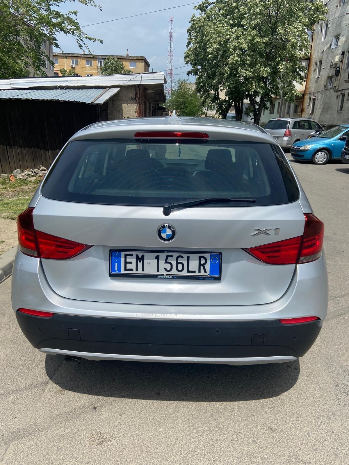 Vând BMW X1 SDrive