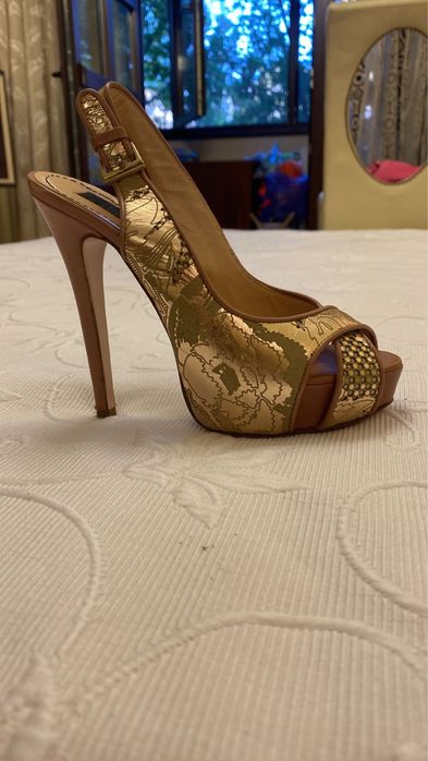 Sandale Musette aurii