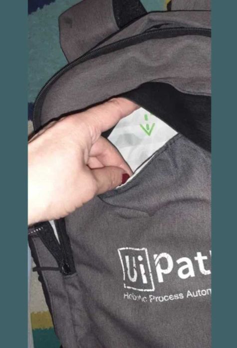 Rucsac gri cu negru Zoom