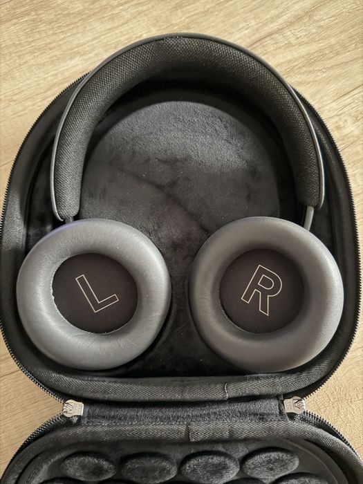 Vand casti wireless Bang&Oulfsen Portal