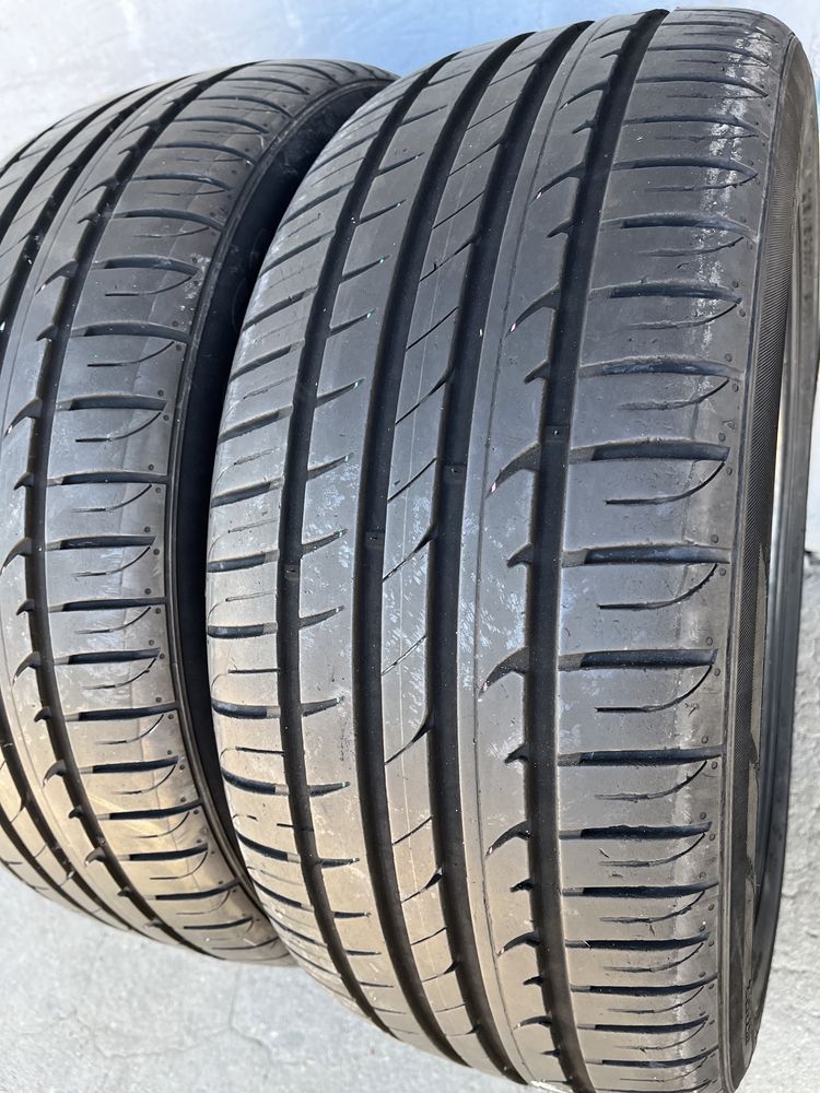 2 бр. летни гуми 215/50/17 Hankook 6 mm DOT 2811