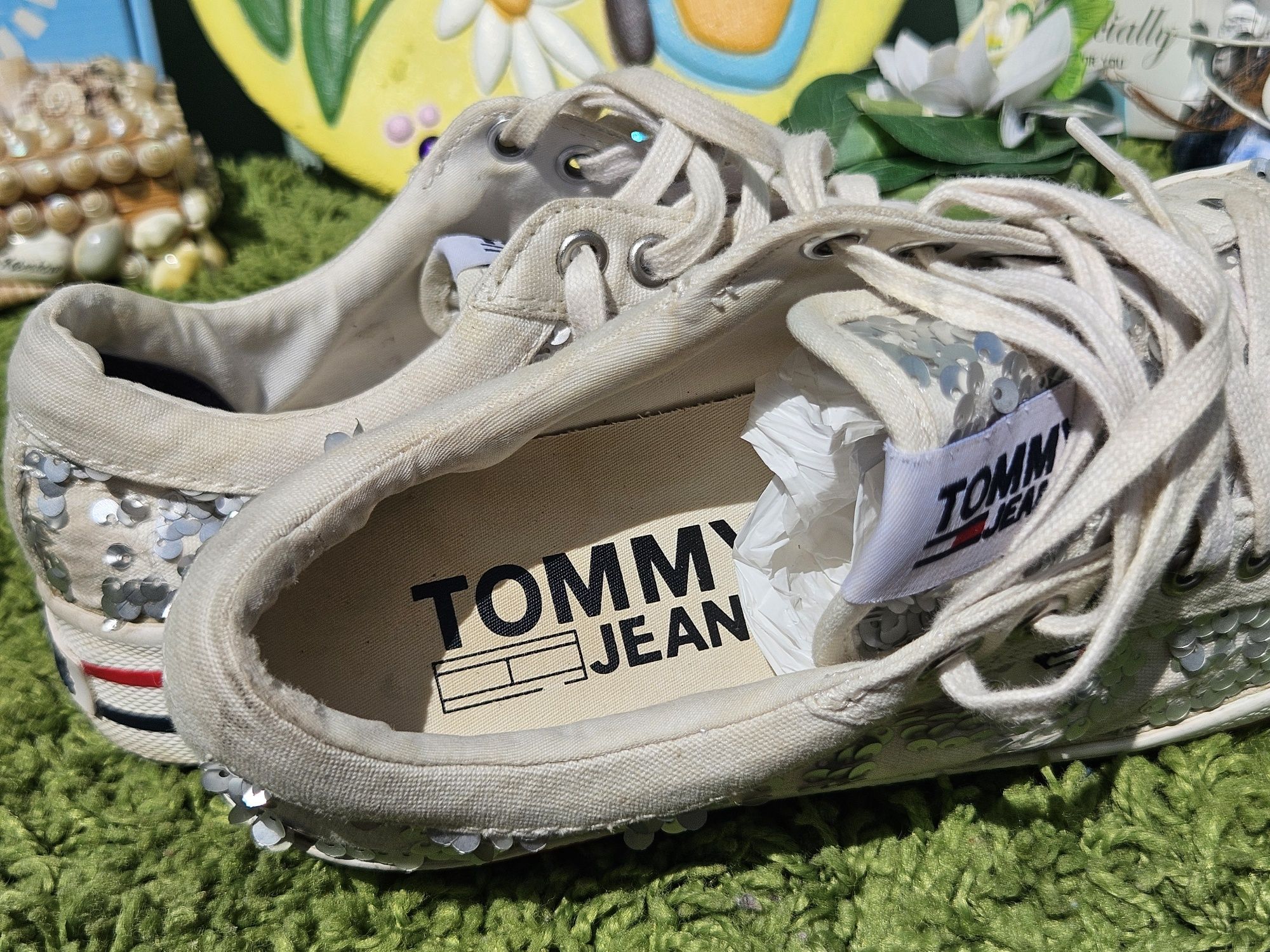 Tommy Hilfiger кецове с пайети N38