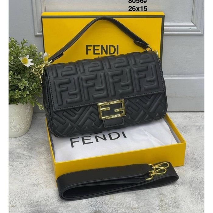 Сумка фенди почти новый