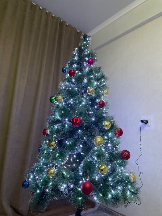 Елка 180 м в хорошем состоянии и качестве