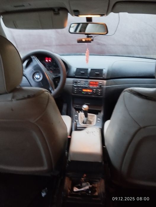 Vând BMW 320D radiat