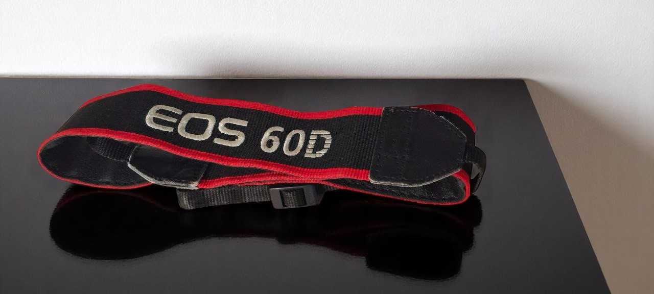 Canon EOS 60D Фотоаппарат в идеальном состояний