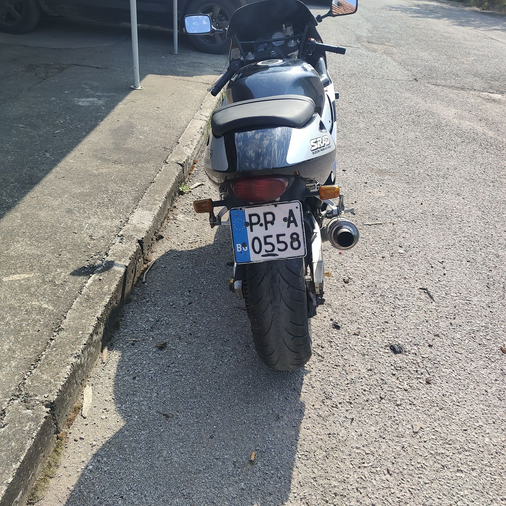 Suzuki gsxr 600 srad