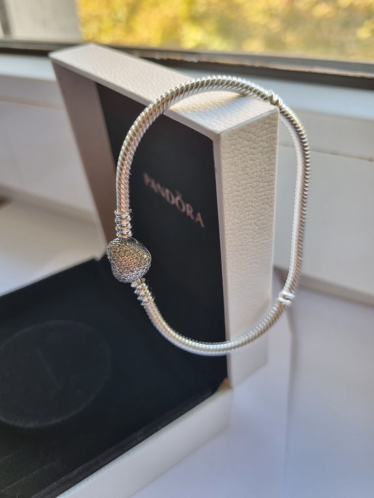 Bratara de argint S925 tip Pandora cu punguta si cutie  gratuit