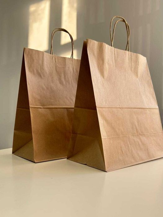 Бумажные пакеты с крученной ручкой