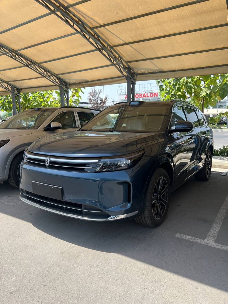 Aito M7 Ultra AWD