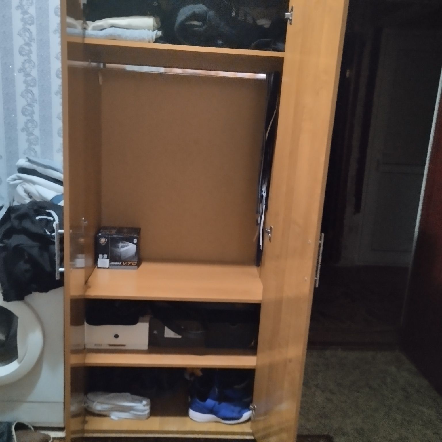 Бельевой шкаф...