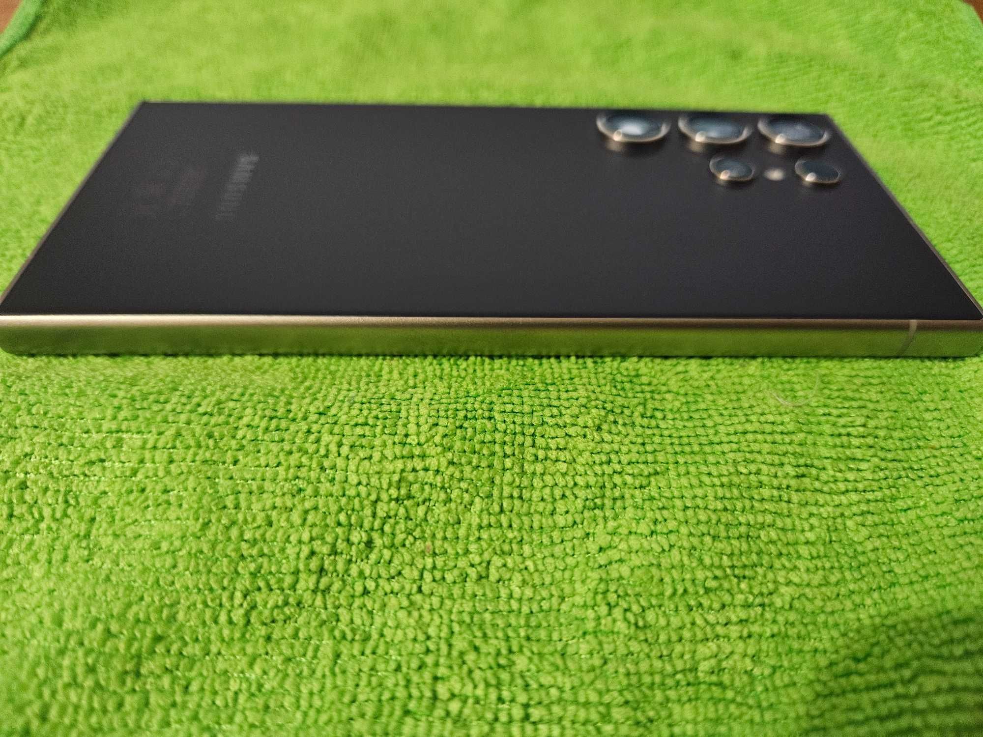 Samsung Galaxy S24 Ultra 512GB отличен