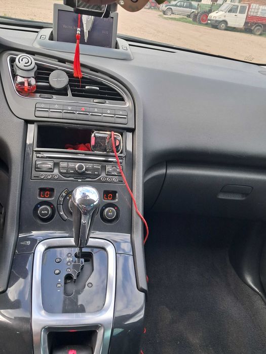 Vad pejo 5008 an 2010 e 5 motor 2000 dizel