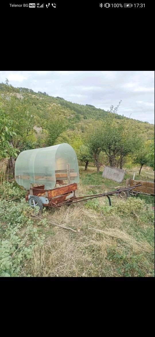 Каруца оборудвана и ремарке