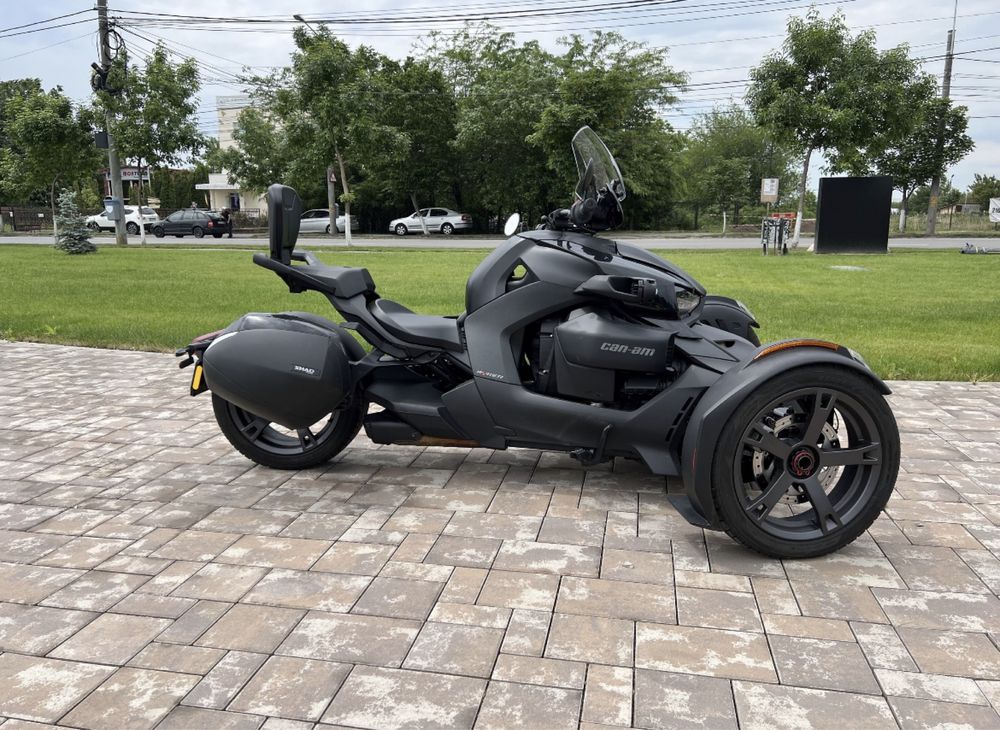 Can-am Ryker Sport full black