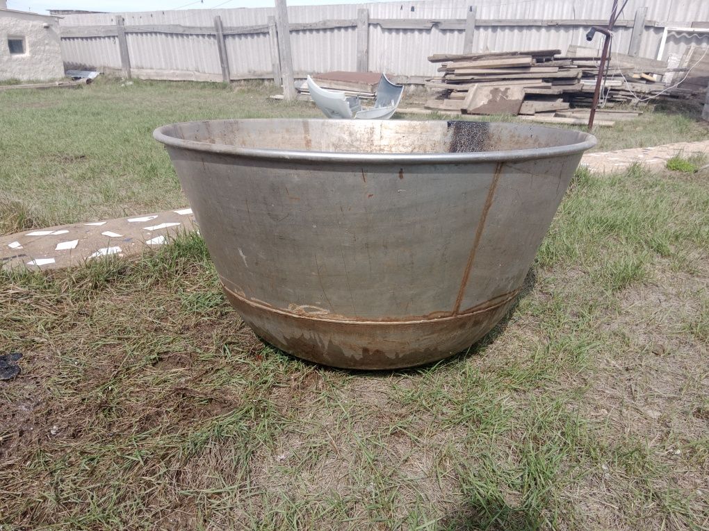 Продается  казан