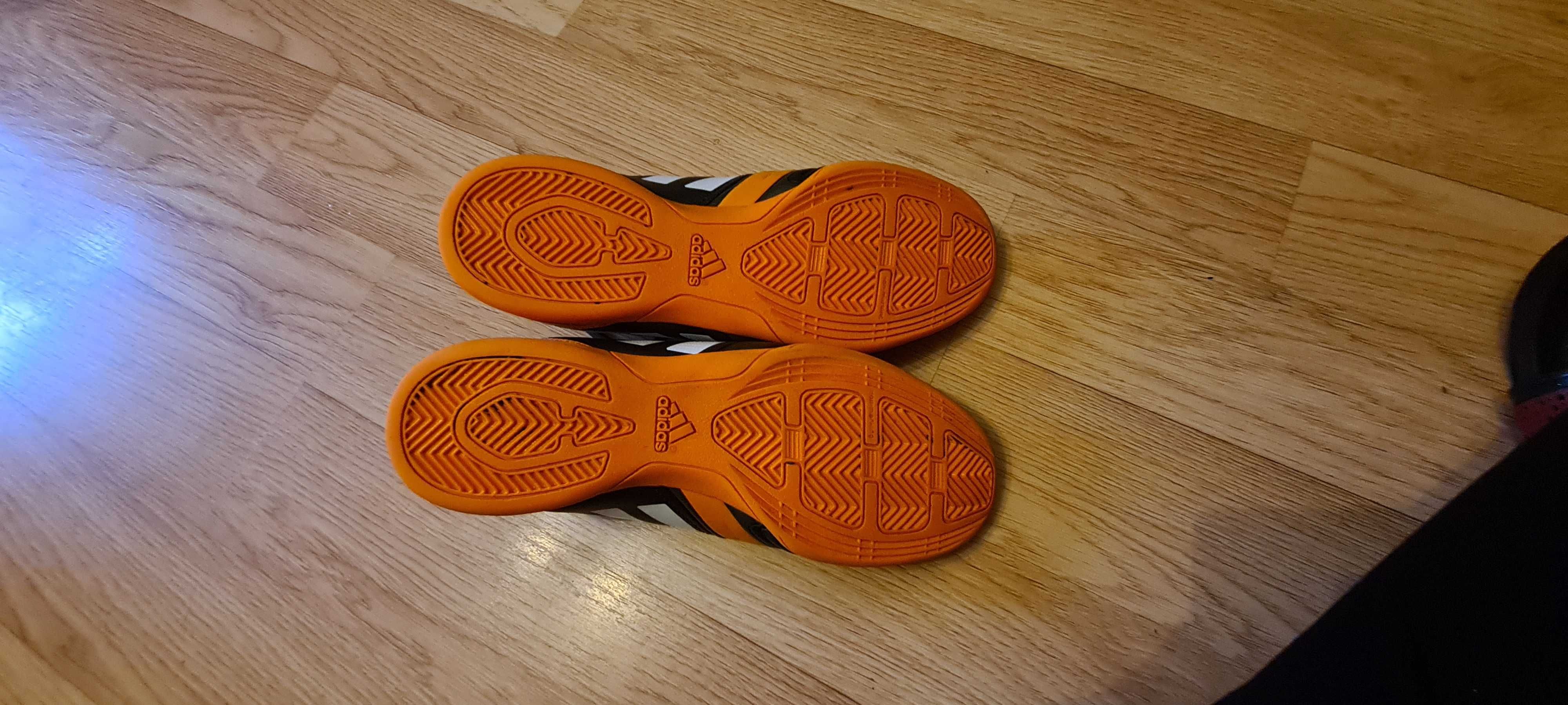 Adidasi adidas nr.42