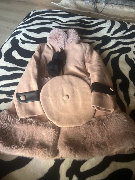 Детско палто с барета