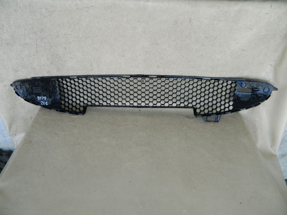 Grila intre proiectoare Peugeot 206, 2002, 2003, 2004, 2005, 2006, ,  cod origine OE 9648292477