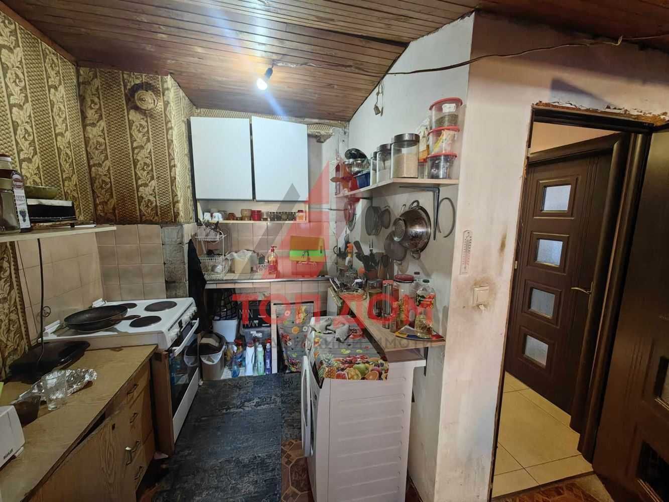 Двустаен! Площ 52кв.м.! Трошево! 13-ти етаж! Код 74812