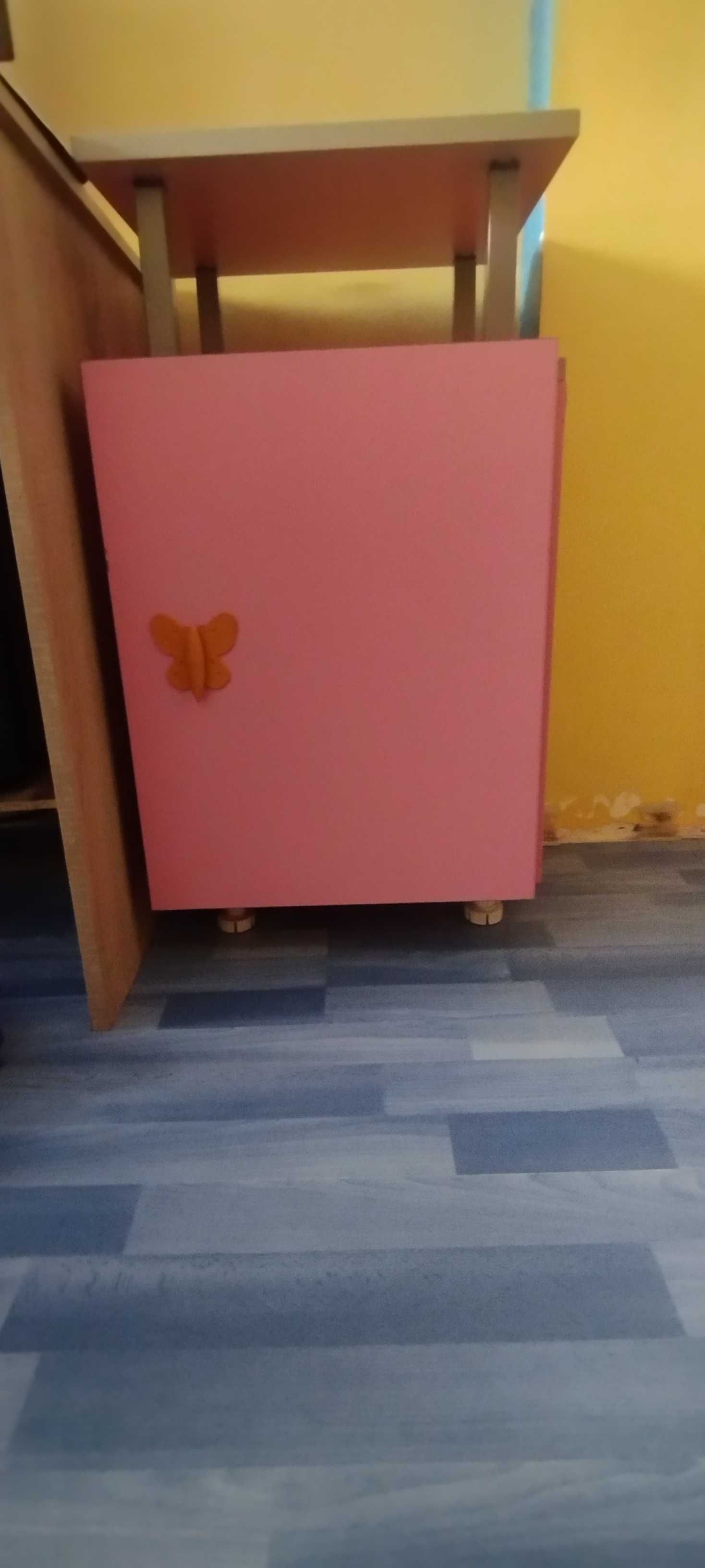 Розов комплект за момиче