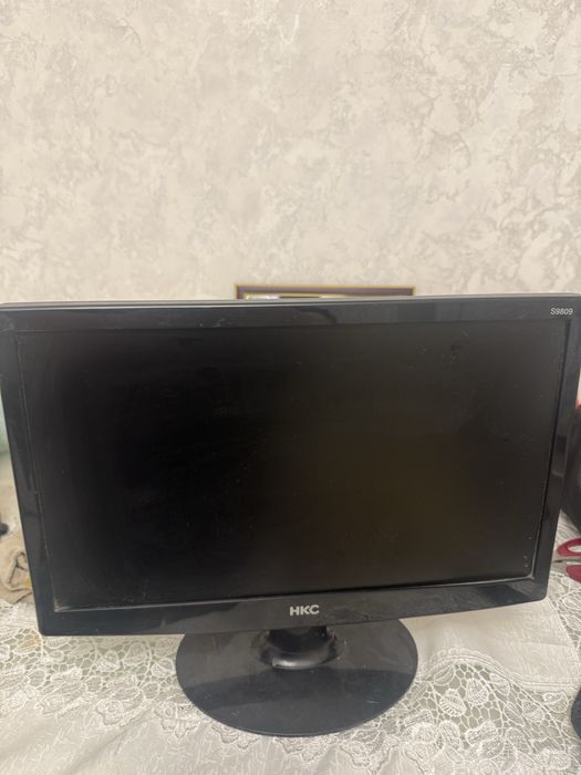 Продам монитор  срочно