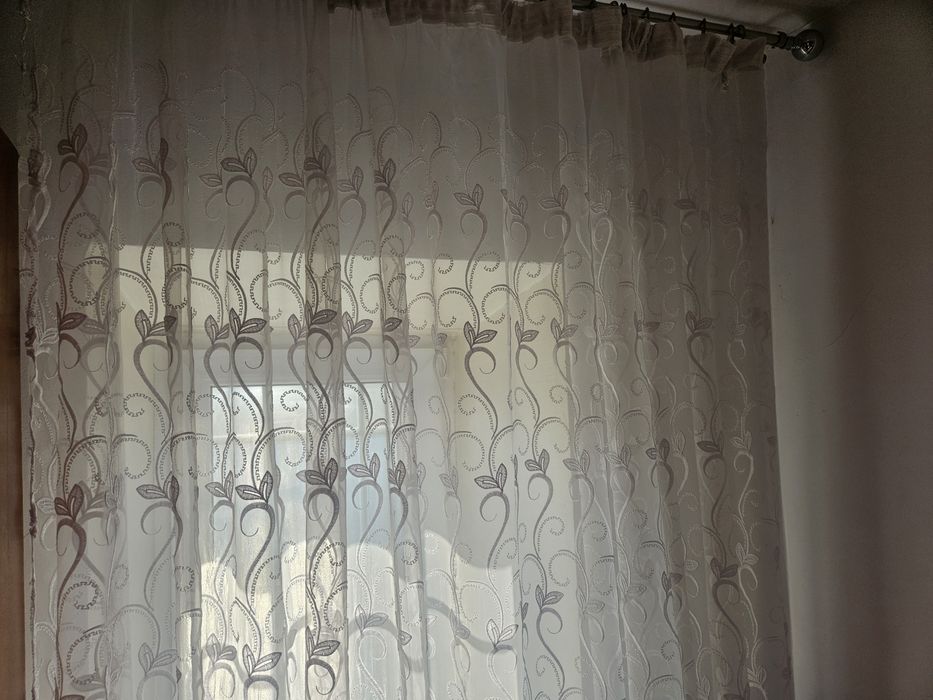 Продам тюль б.у .