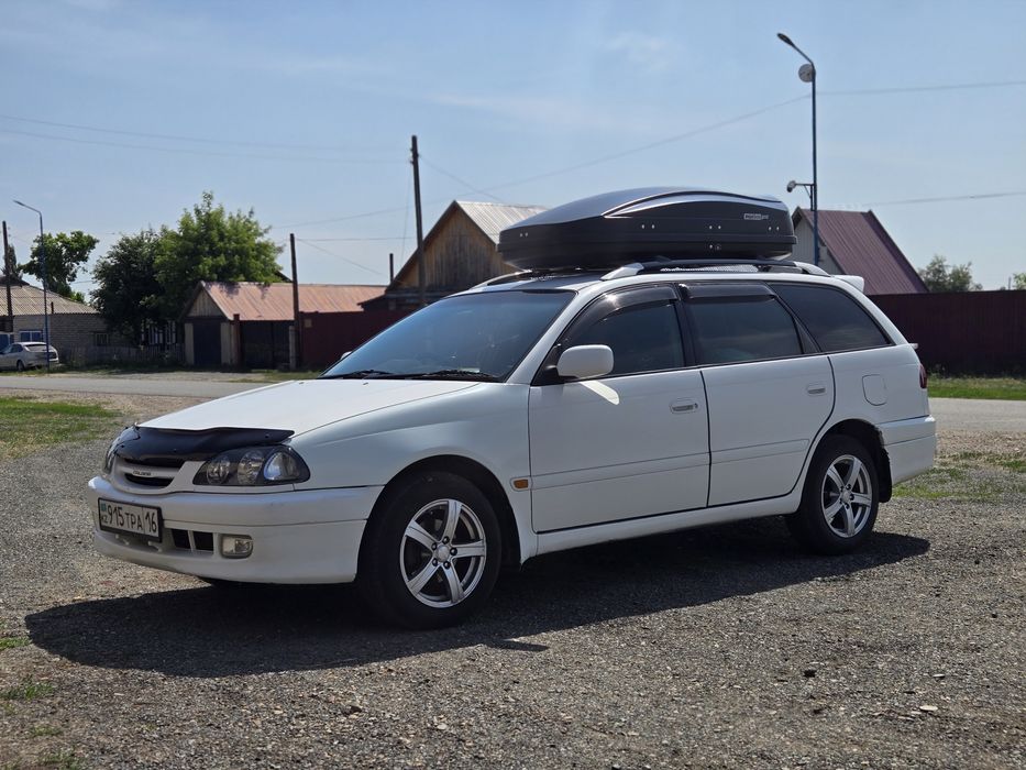 Продам машину Toyota Caldina 1997 1.8