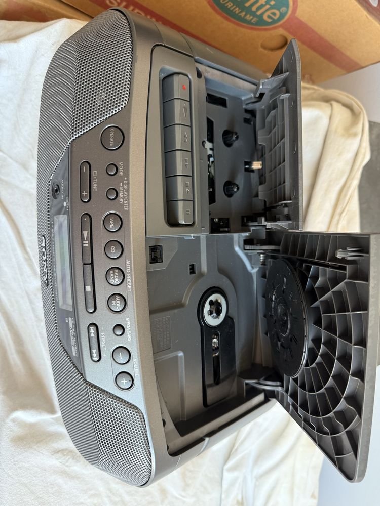 Radio CD MP3 caseta Sony