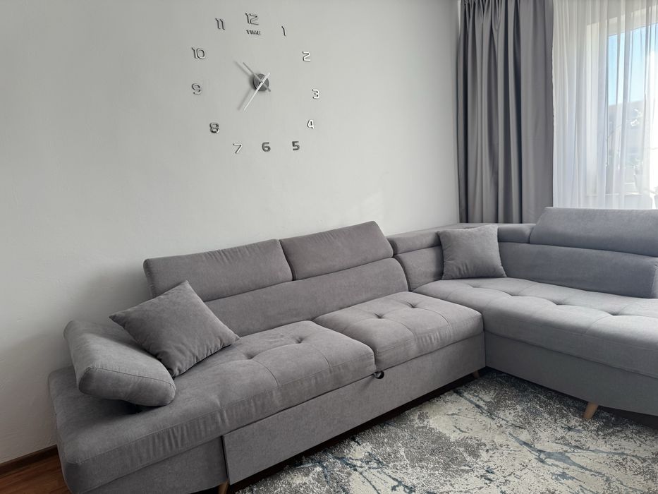 Coltar extensibil cu tetiere