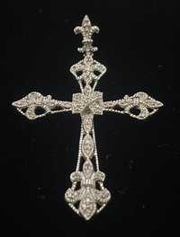 кръст  сребро 925, диамантени камъни
