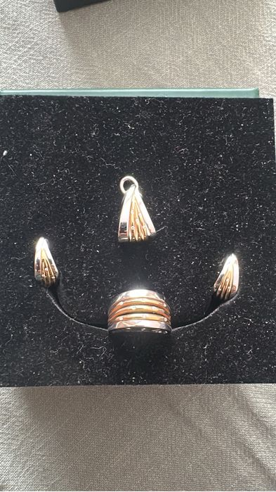 Комплект серьги, кулон и колечко