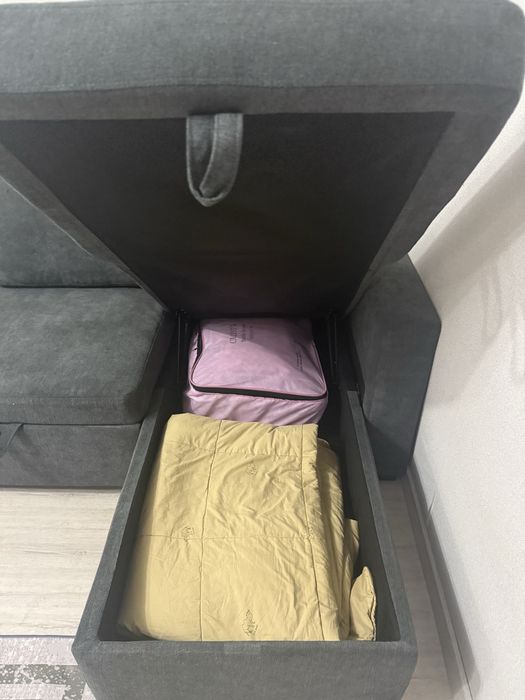 Продам почти новый диван