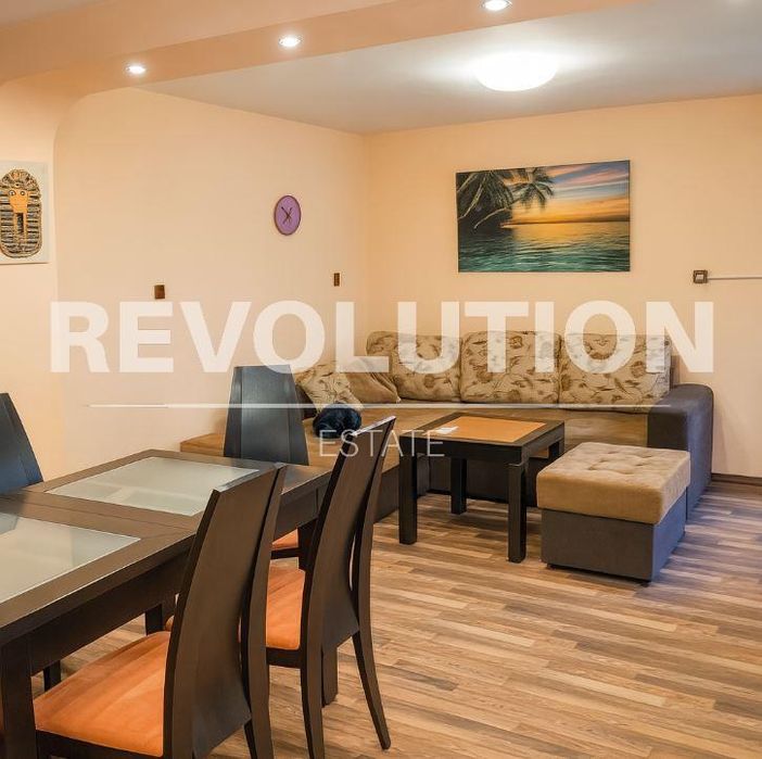 Дава се под наем Двустаен апартамент в Варна, Колхозен пазар - 65 кв.м за 300 € - Снимка #2