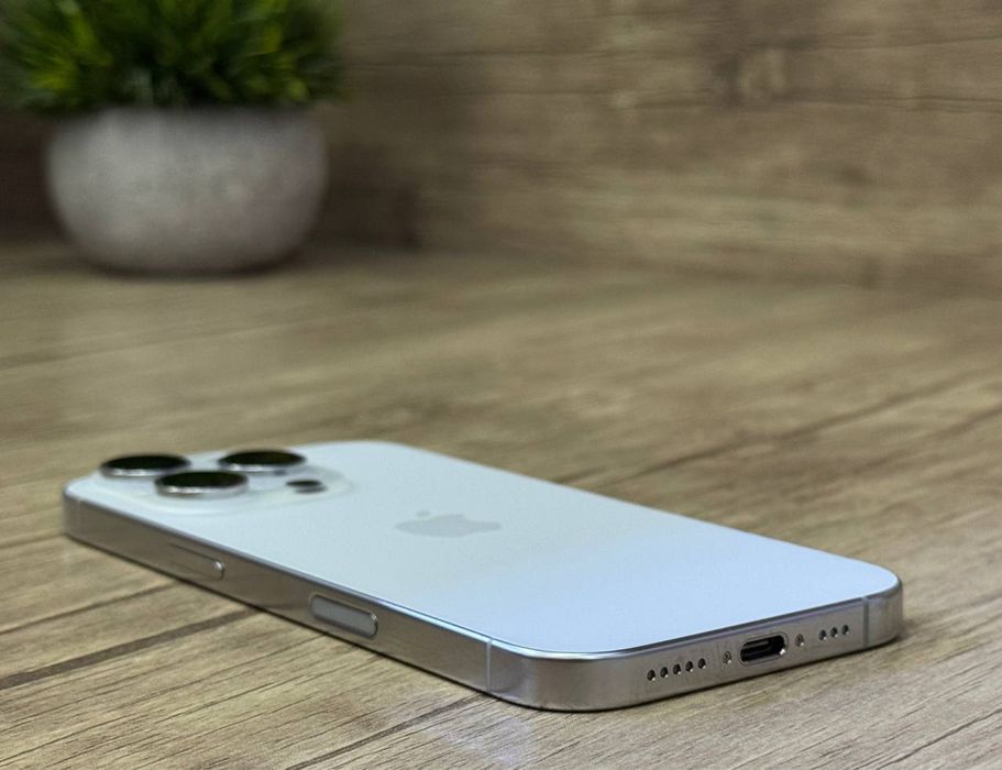 iPhone 16 Pro 128 Gb White Titanium