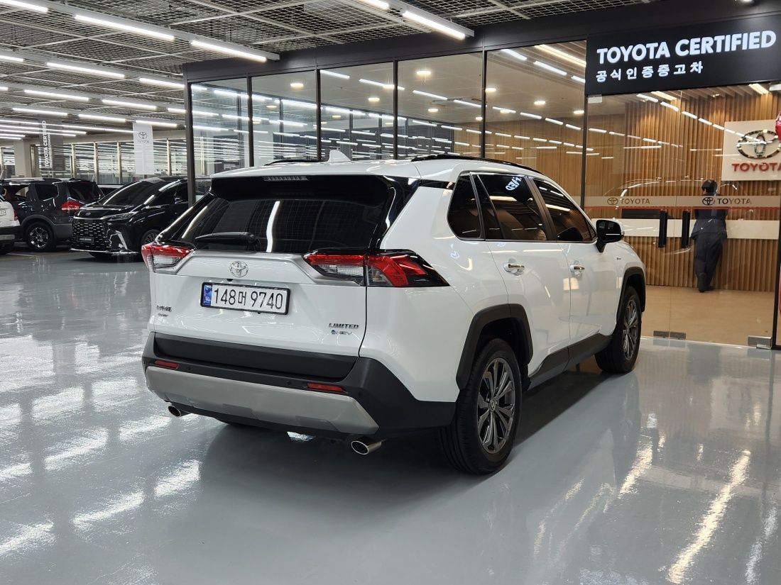 Toyota RAV4 2.5 Hybrid 4WD LTD 2025