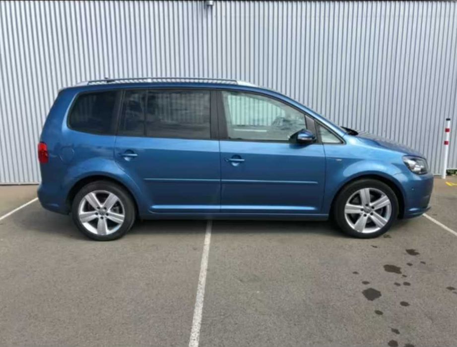 Volkswagen Touran 2.0 TDI DSG Panoramic