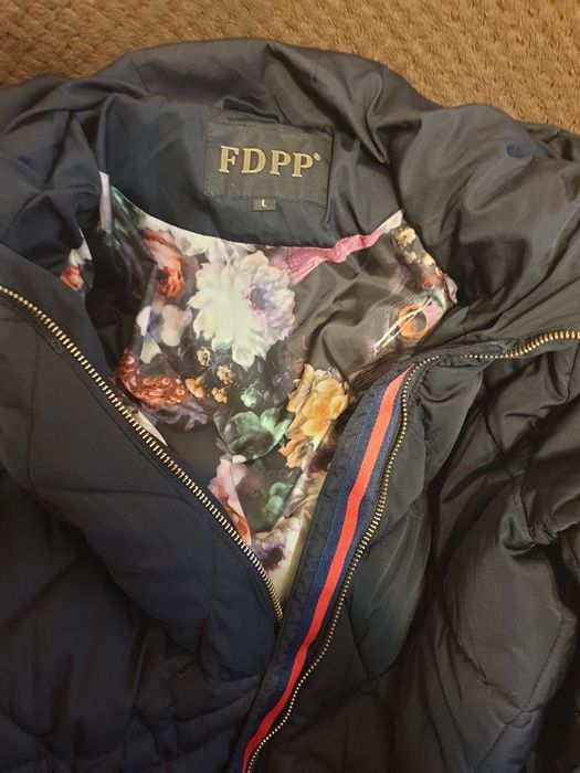 Geci de damă frumoase