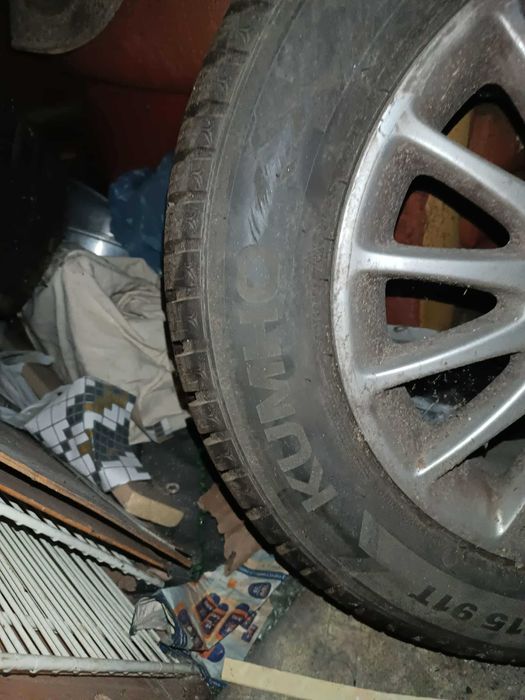 Зимни гуми 195/65/15 и джанти за Хонда сивик